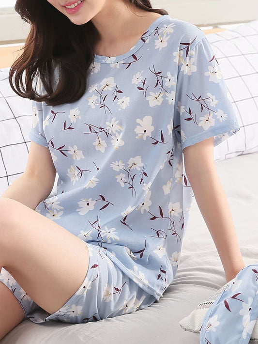 Floral Print Tee & Shorts Pajama Set / Sleepwear Set.