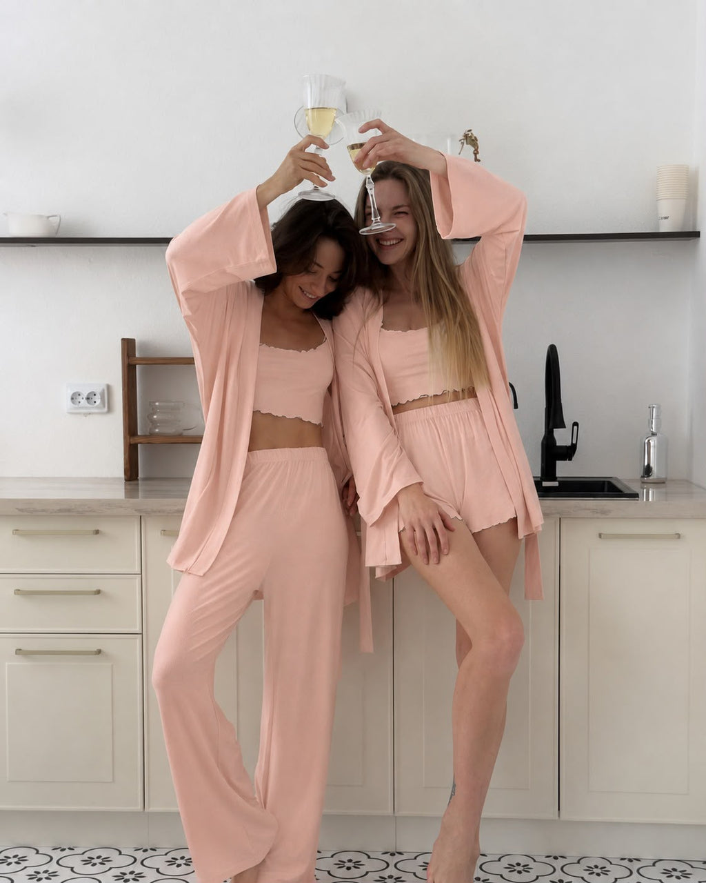 Blush Pink Soft Elegance 4-Piece Lounge Set for Women
